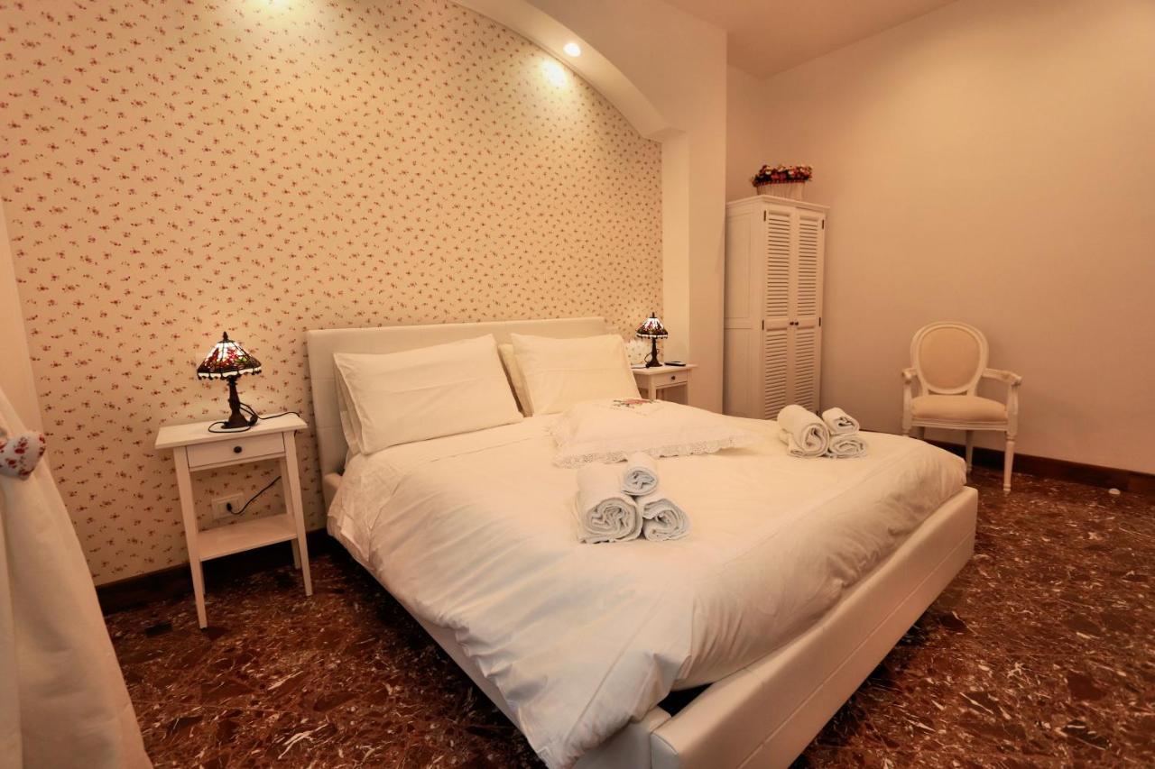 Casa Nina Deluxe Bed & Breakfast Salerno Exterior foto