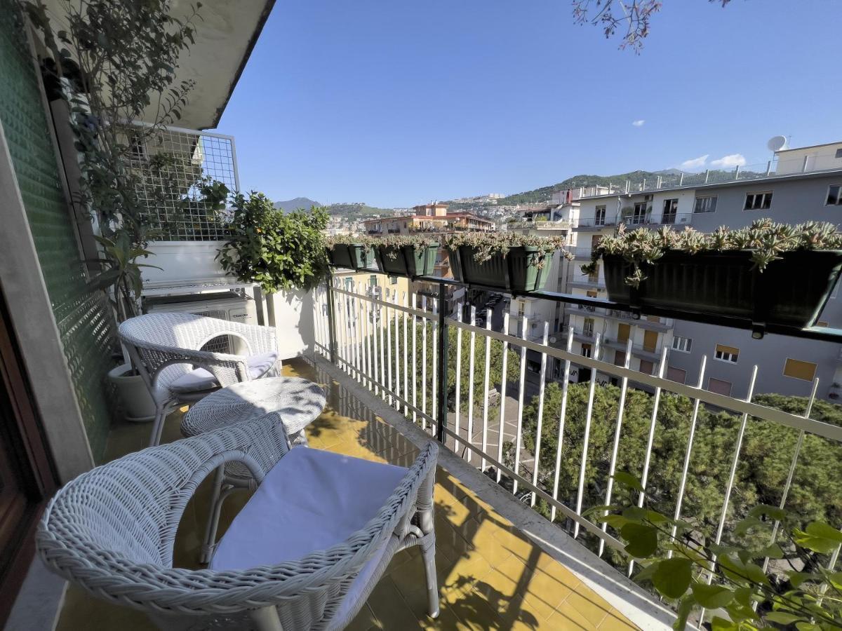 Casa Nina Deluxe Bed & Breakfast Salerno Exterior foto