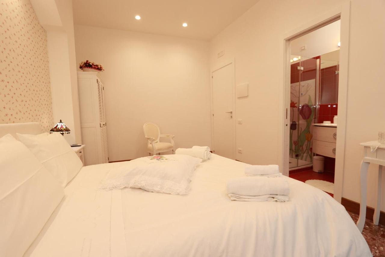 Casa Nina Deluxe Bed & Breakfast Salerno Exterior foto